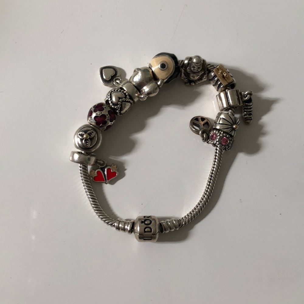 pandora bracelet
